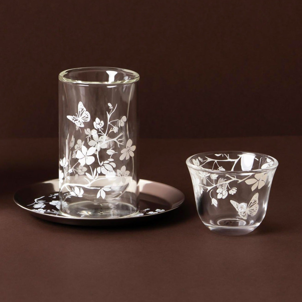 GT1119 Tea & Cawa Cup Set – 18-Piece – Elegant Clear Glass Design with White Floral & Butterfly Motif for Arabic Serving