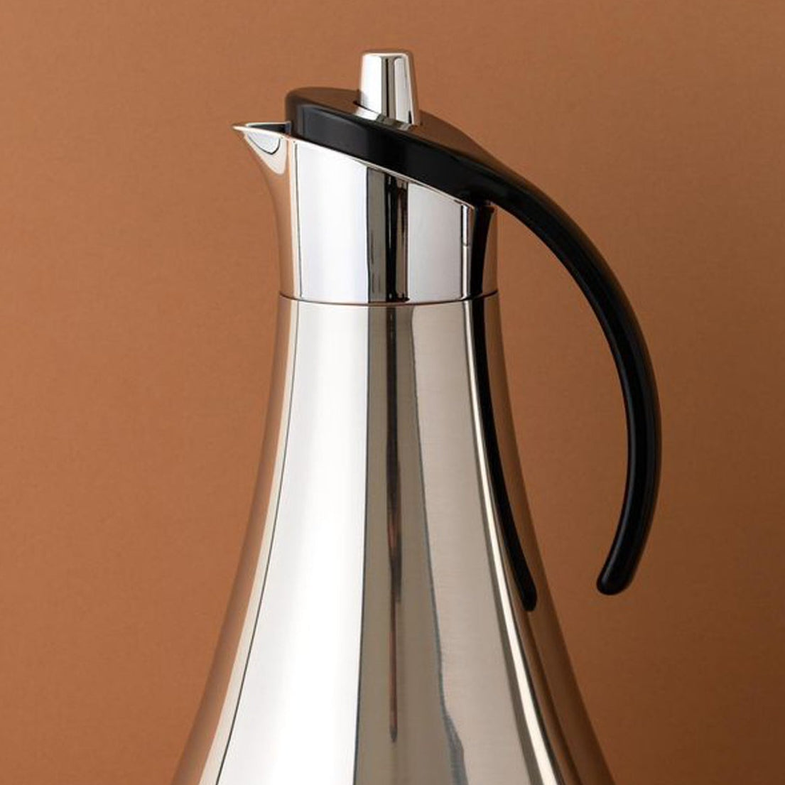 RF00004 Vacuum Flask Set – 2-Piece (0.7L + 0.7L) – Silver and Black