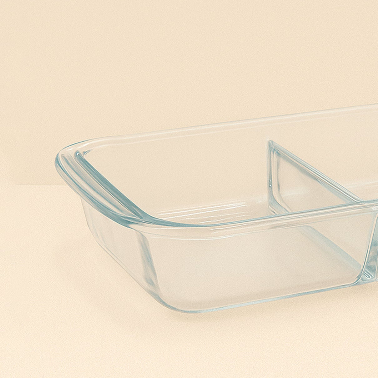 BG-RPT-1600 – Beyti Baking Tray with Divider 1.6 L – Glass Bakeware for Dual Dishes