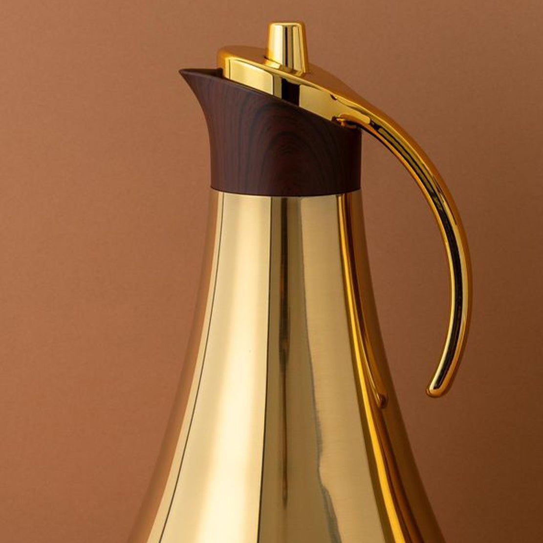 RF00005 Vacuum Flask Set – 2-Piece (0.7L + 0.7L) – Gold Wooden