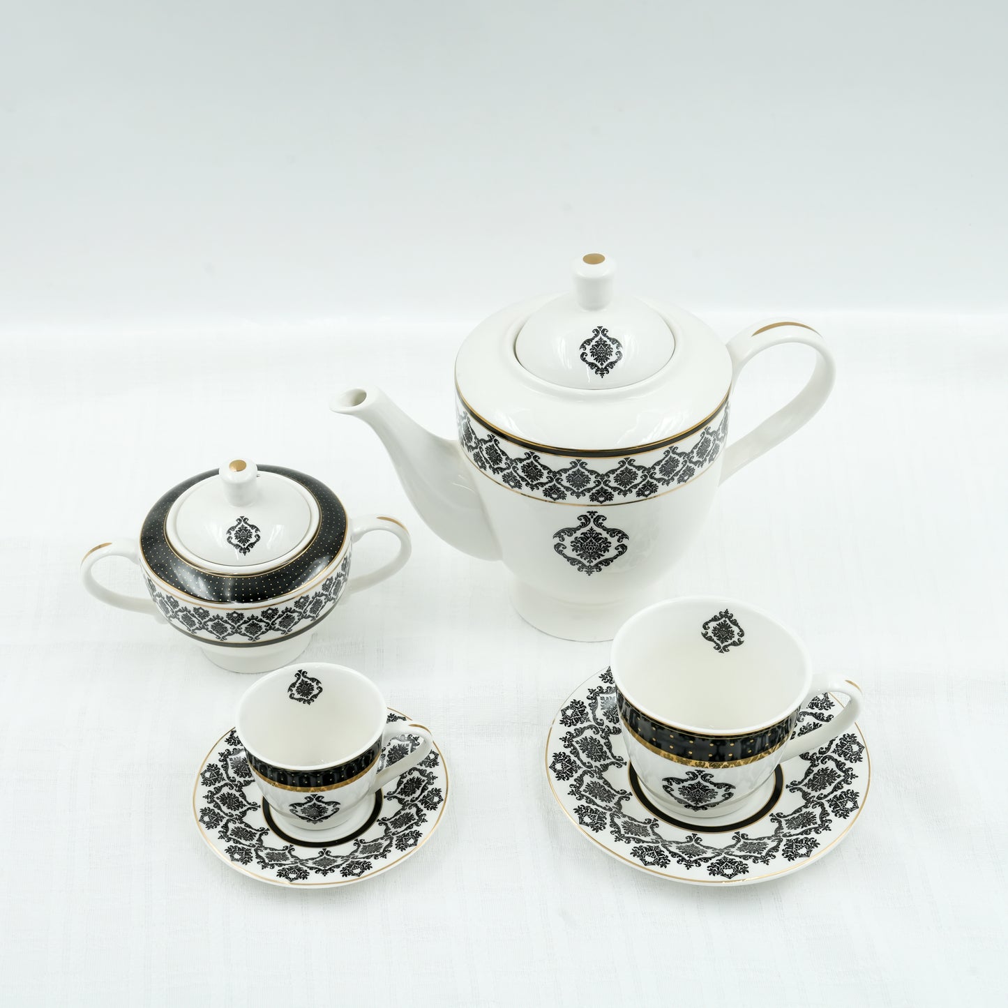 50679 A+B Dinner Set - 134 Pieces, Elegant Full-Service Tableware