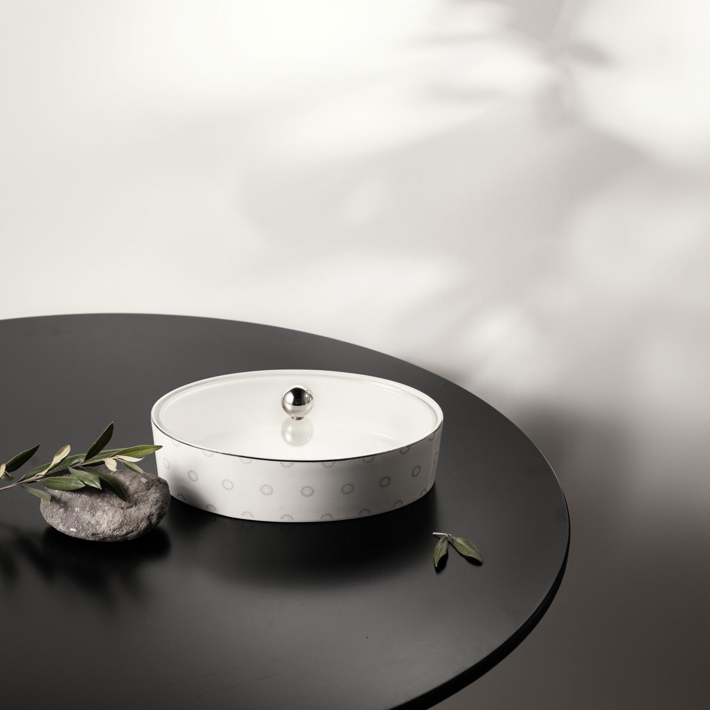 Atheer Medium Date Bowl White Silver - Et2513