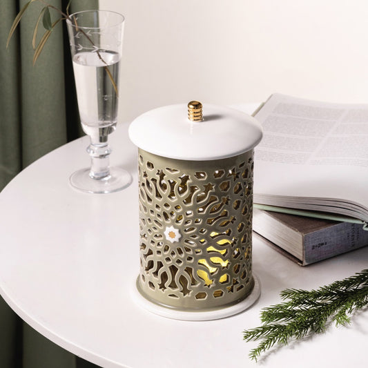 Asala Medium  Candle  Holder Oive Gold-ET2579