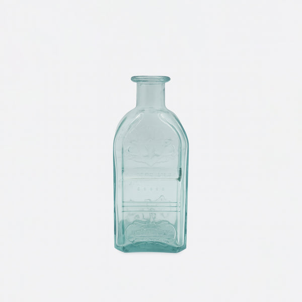 3050 – Scotch Whisky Glass Bottle with Cork – 900ml