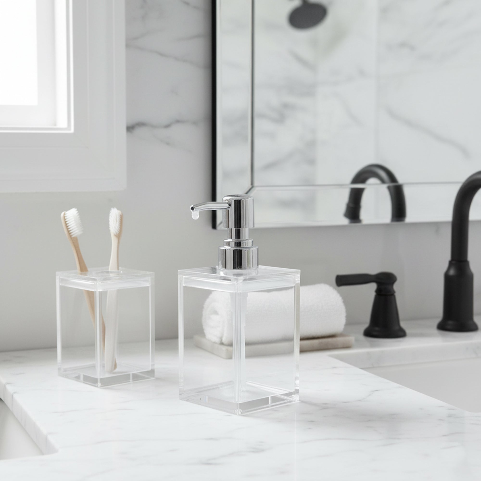 2423 Acrylic Soap Dispenser – Clear Square Body with Chrome Pump