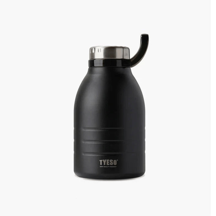 Black insulated bottle with handle on a white background, featuring the brand 'TYESO'.