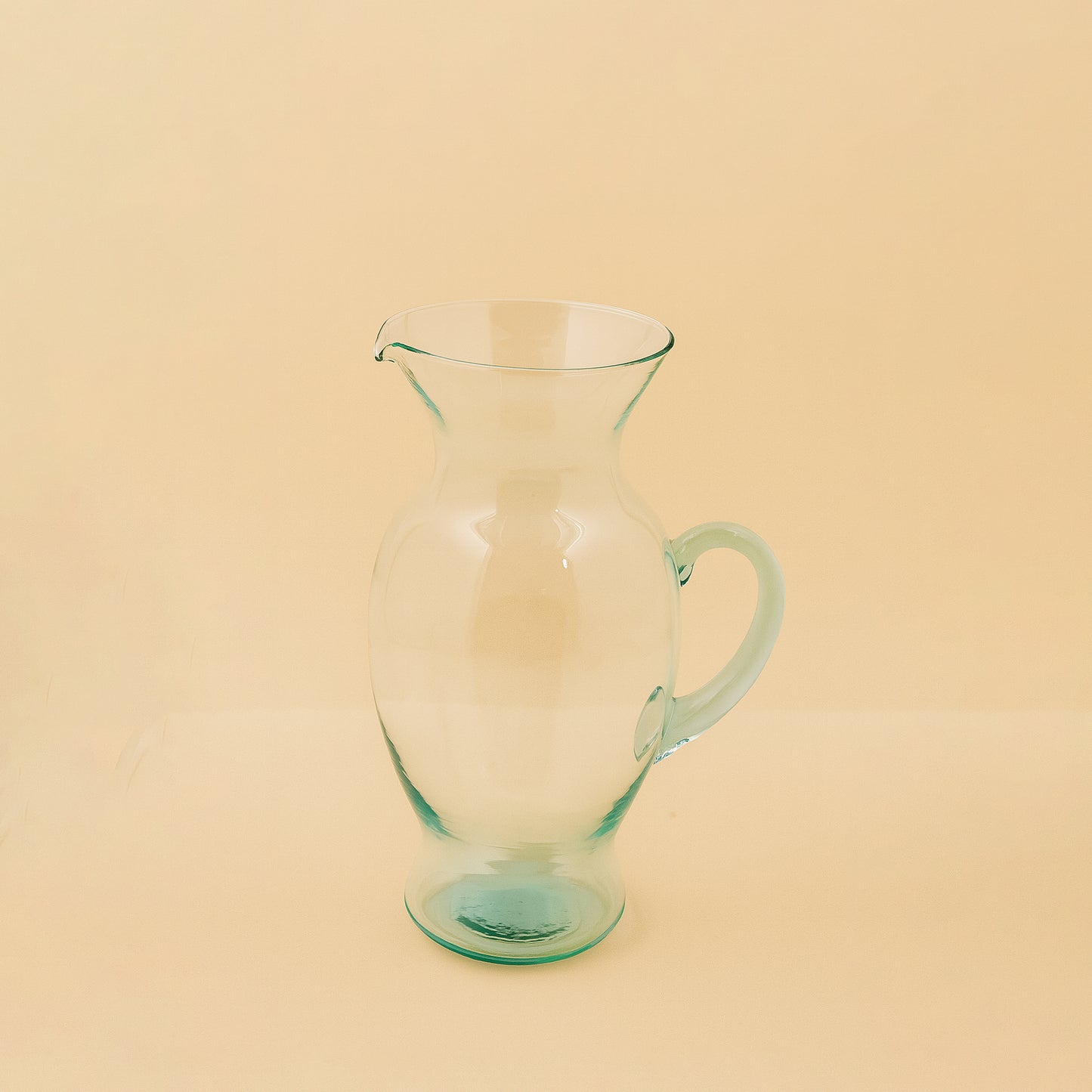 GLS-313 – Clear Glass Jug with Handle – 2000ml – Classic Curved Design