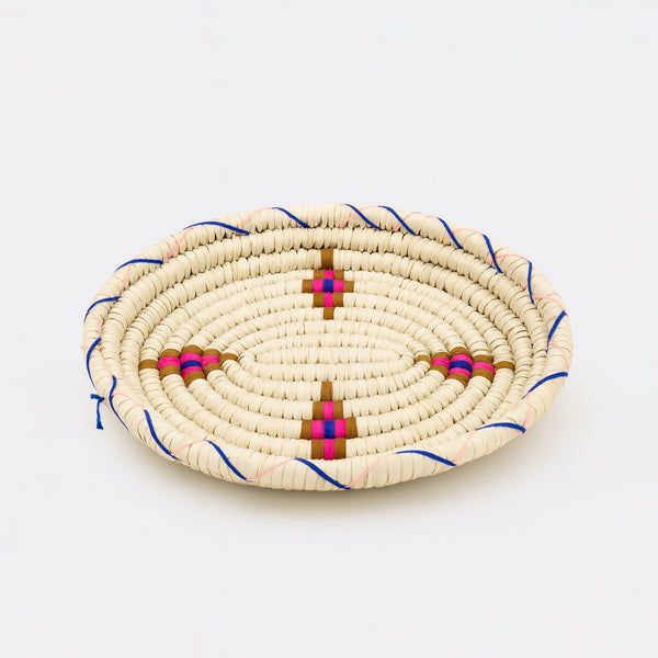 Rattan Serving Tray – 33cm (W) x 24cm (L) – Handwoven Oval Design
