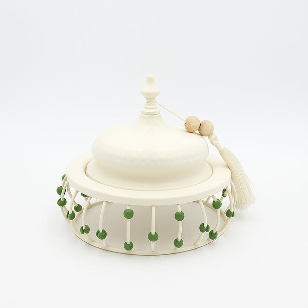 25236-65 – Fruit Tray with Lid – 15cm (D) – Cream Design with Green Bead Detail