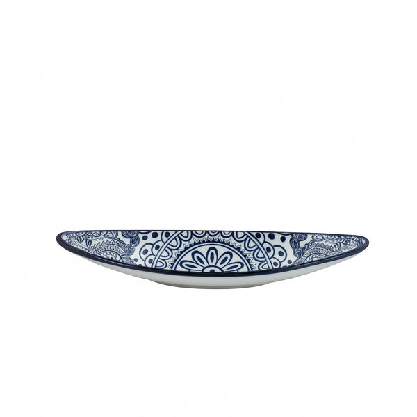 D03-018 – Ceramic Boat-Shaped Dish 9.125 Inches – Blue Arabesque Pattern