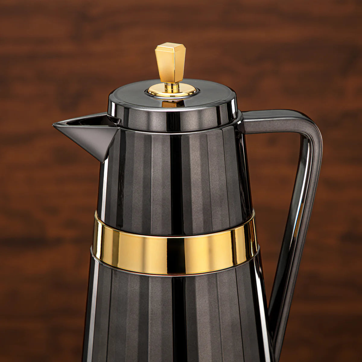 C77-BG Vacuum Flask 2PC Set (1L + 0.7L) – Black and Gold Finish – Elegant Thermal Bottles for Hot and Cold Drinks
