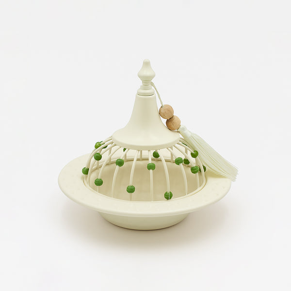 25236-50 – Fruit Tray with Lid – 18cm (D) – Cream Base with Dome Cover