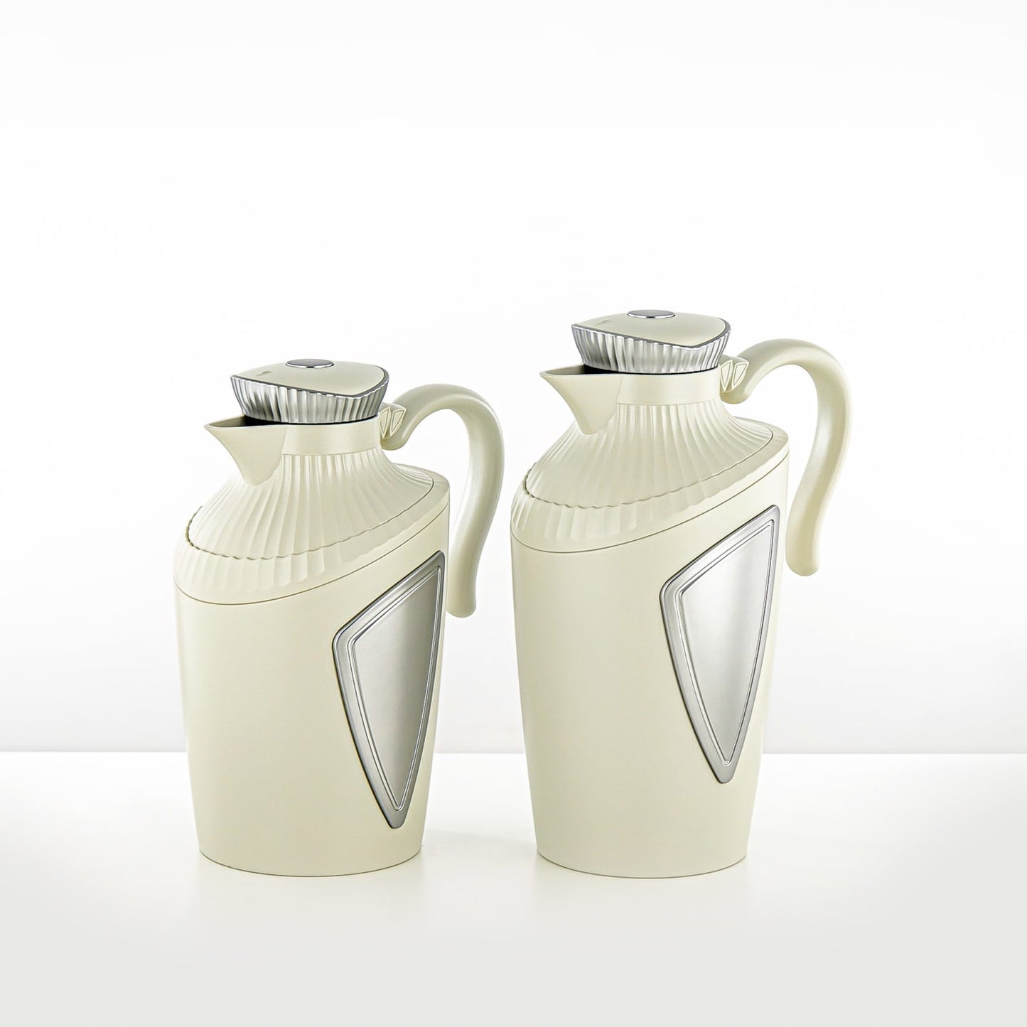 UWP – Vacuum Flask 2-Piece Set (0.7L & 1L) – Matte Ivory Chrome