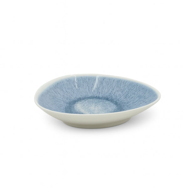 SC3967 Ceramic Triangle Plate – 8 Inch – Modern Blue & White Design