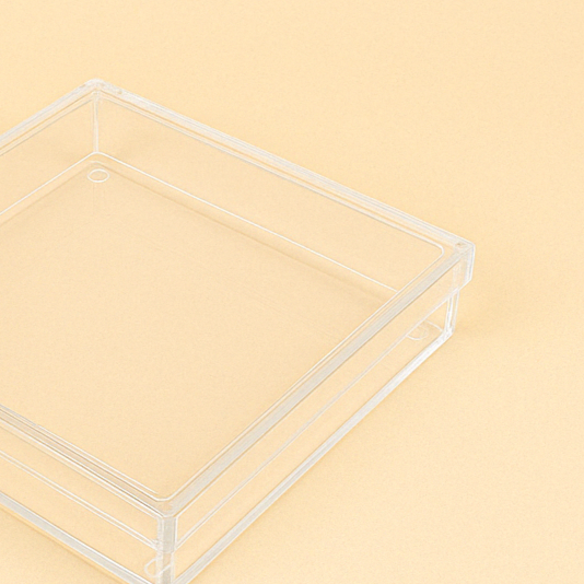 HO-848SQ-ST Acrylic Candy Box – 20cm (W) x 20cm (L) x 6cm (H)