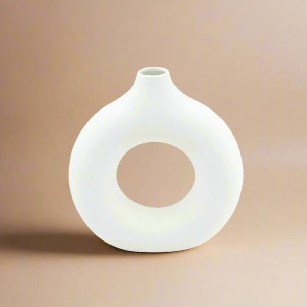 Contemporary Ceramic Vase – 18 cm Diameter – Vv022