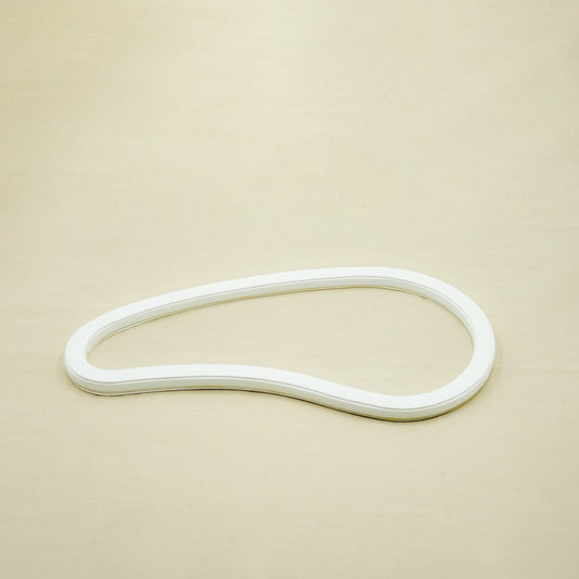 Acrylic Leather Teardrop Tray – White Finish – 46cm × 26cm – Small Modern Serving Tray