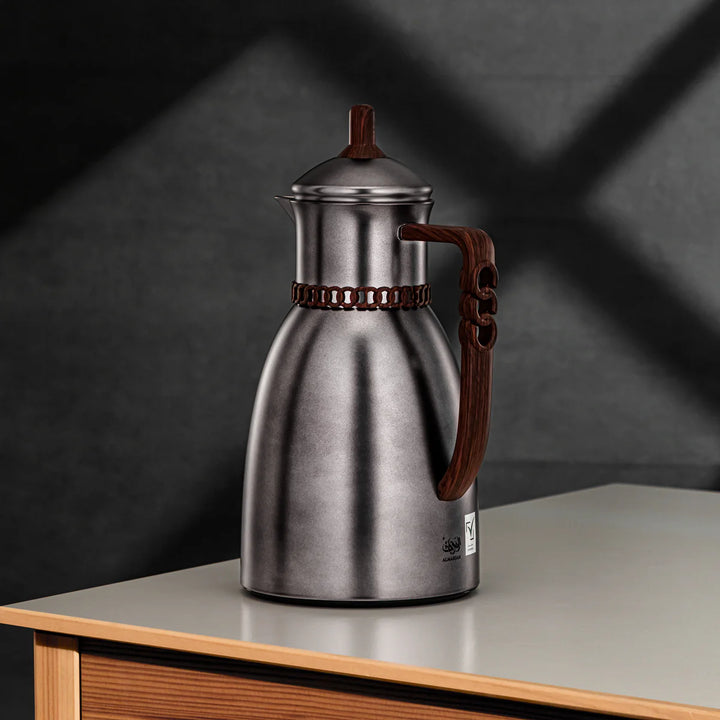 FG213 GBLDW Vacuum Flask 2-Piece Set – Jet Black with Dark Wooden Handle – (0.7L + 1L) – Siddiq Gifts Mussafah Abu Dhabi