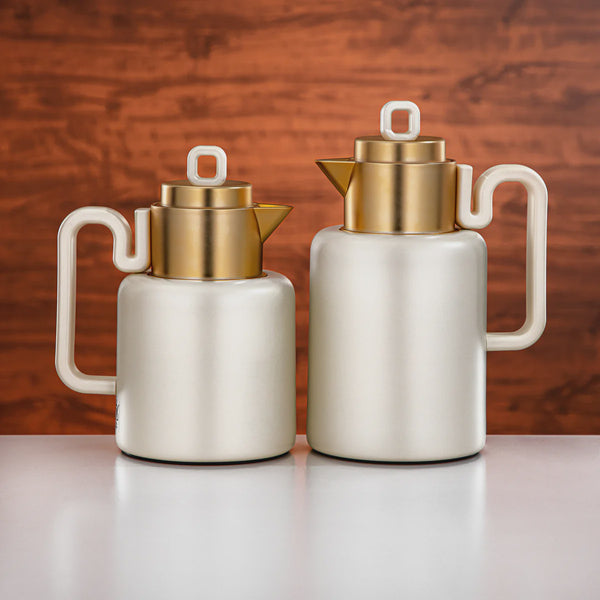 FG815 Vacuum Flask – 2-Piece Set – 0.5L + 1L – Matt Pearl White with Matt Gold Handle