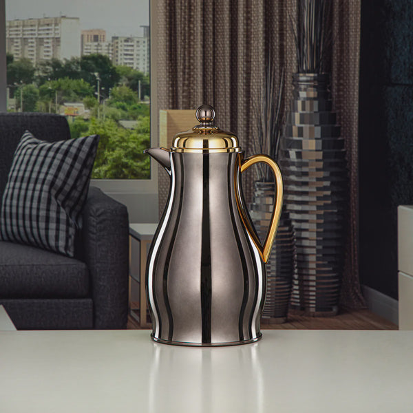 RPA – Vacuum Flask – 0.7L – Gun Black with Gold Finish