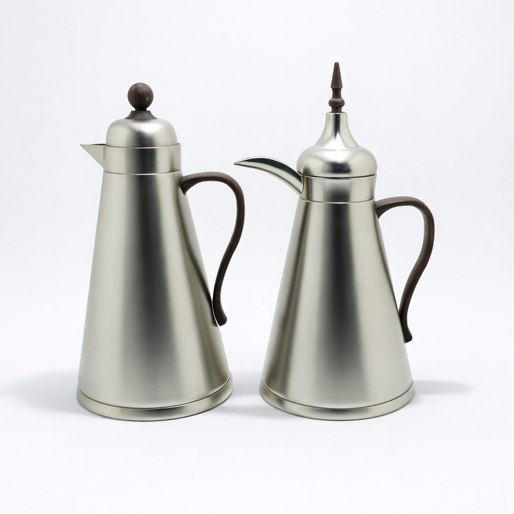 AFP-MN-MDW vacuum flask set 2 pieces 1L insulated thermal flasks with wooden handle from Siddiq Gift Shop