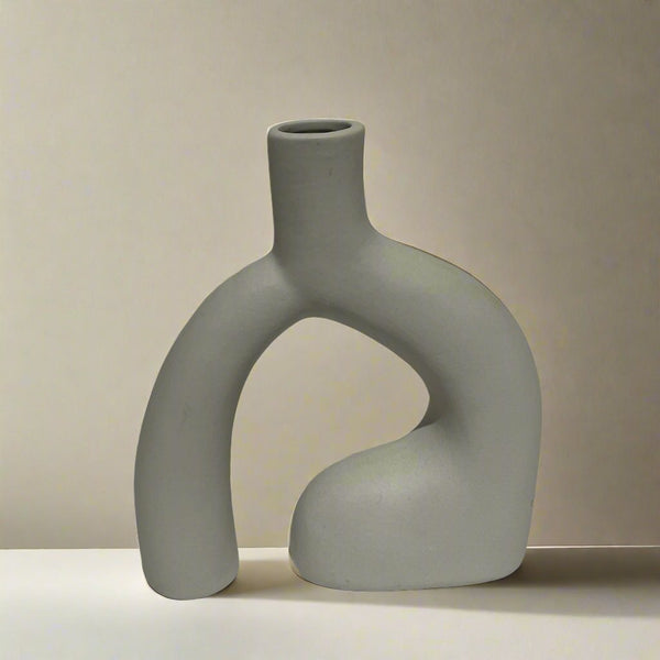 1870-12 CERAMIC VASE
