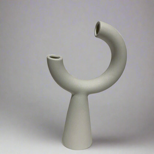 1870A-26 CERAMIC VASE