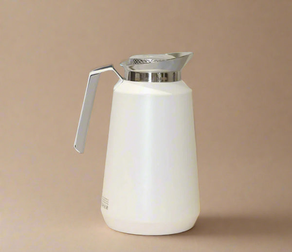 QS03 Vacuum Flask 1L – White with Silver