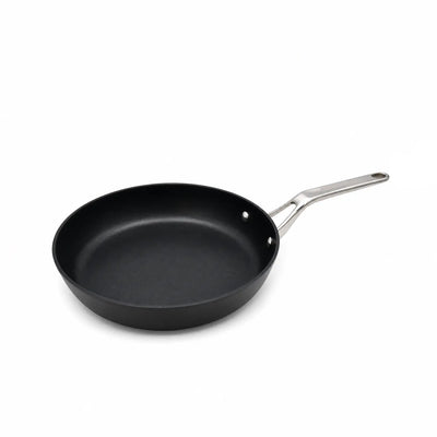 Dajar Shape Fry Pan In Black, Measuring 28 Cm And Ideal For Frying, Sautéing, Searing, And Preparing A Variety Of Everyday Meals At Siddiq Gifts.