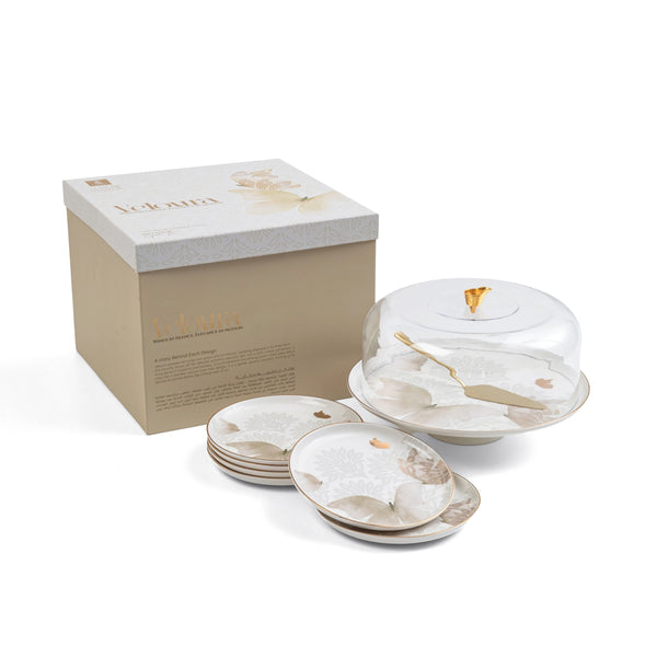 Set of ceramic plates with a lid and packaging on a white background