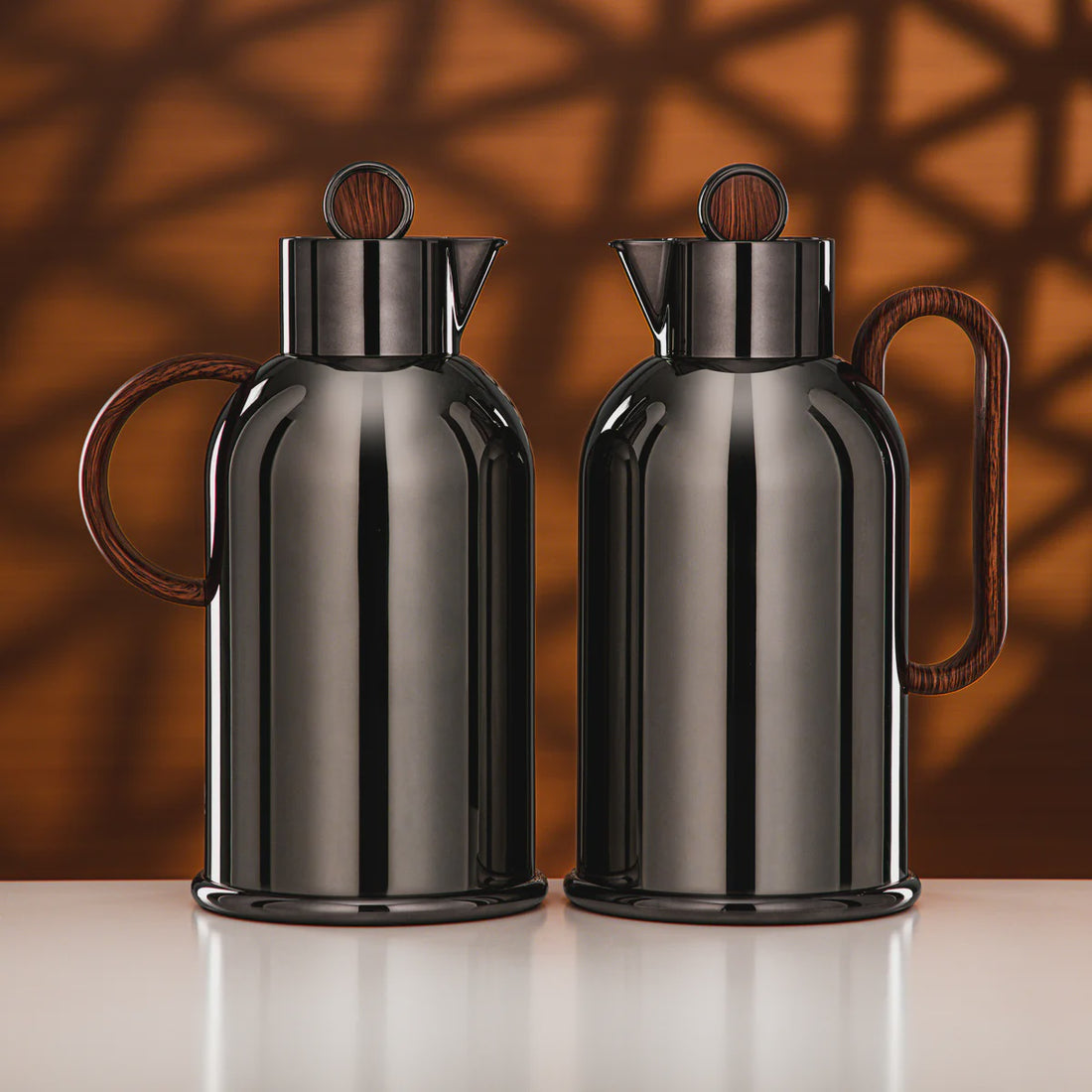 SM-2A47AB Vacuum Flask Set – 2 Pieces (1L + 1L) – Black Nickel with Dark Wooden Handle