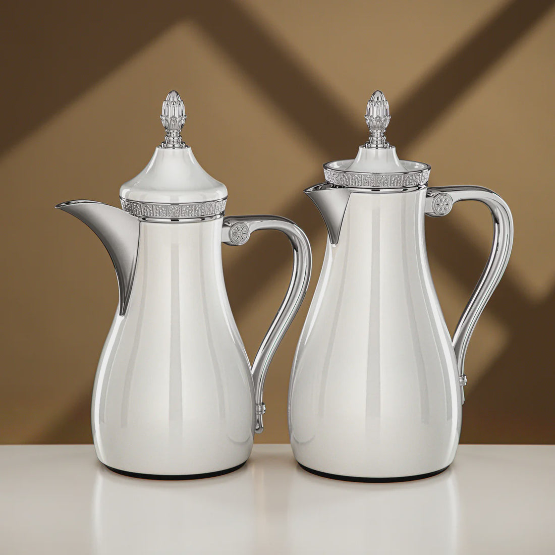 VWC-A-Q1ZC Vacuum Flask Set – 2 Pieces (0.7L + 1L) – White & Silver