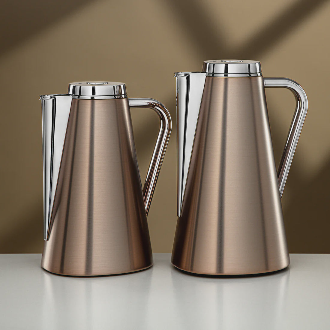 XOC-S6C Vacuum Flask Set – 2 Pieces (0.7L + 1L) – Brushed Bronze & Silver Finish