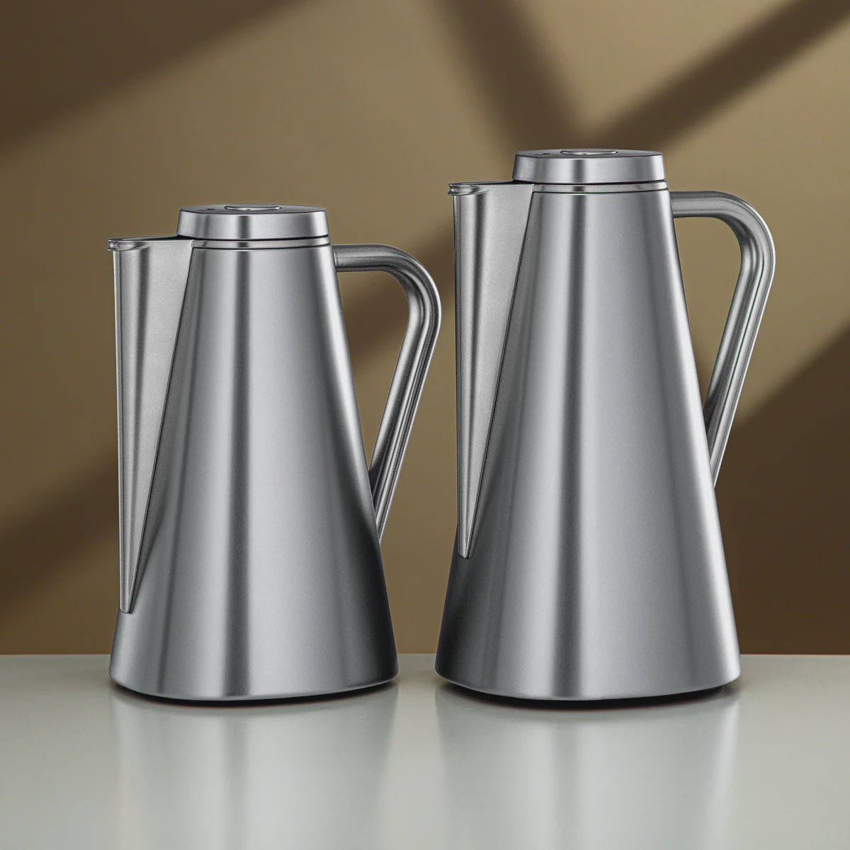 XOC Vacuum Flask Set – 2 Pieces (0.7 L & 1.0 L) – Matt Silver | Siddiq Gifts – Mussafah Abu Dhabi